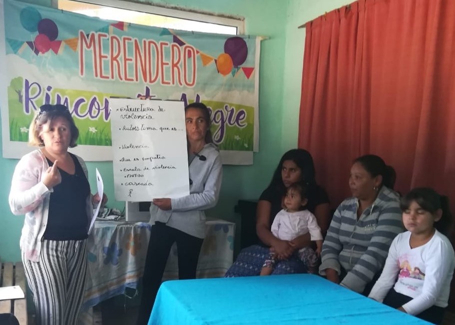 Photo of Taller del Círculo de Mujeres en la Biblioteca Comunitaria de Matheu